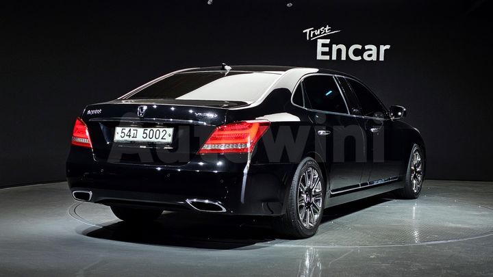 Hyundai Equus 2014 — 2