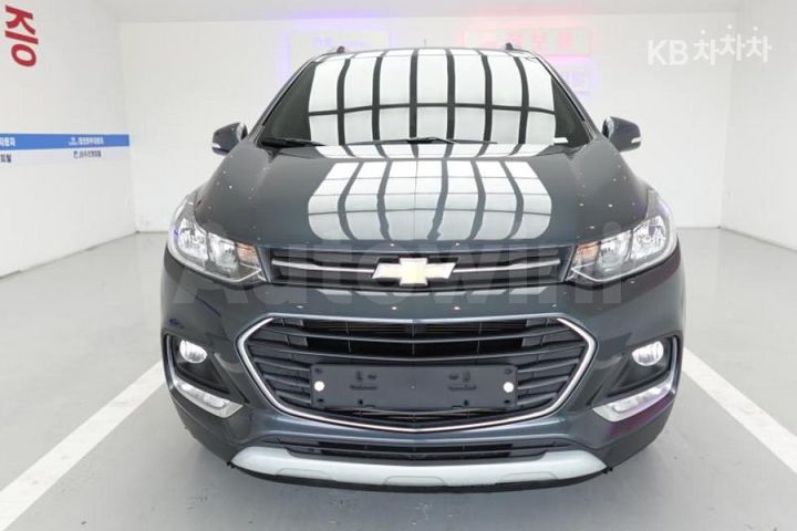 Chevrolet Trax 2020 — 2