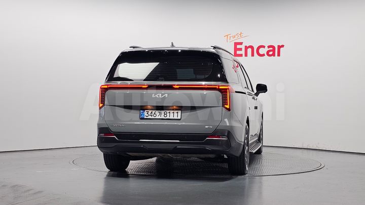 Kia Carnival 2025 — 4