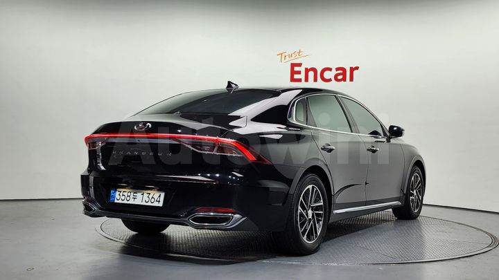 Hyundai Grandeur 2021 — 2