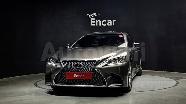 Lexus LS 2018 — 3