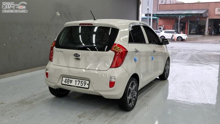 Kia Morning 2011 — 2