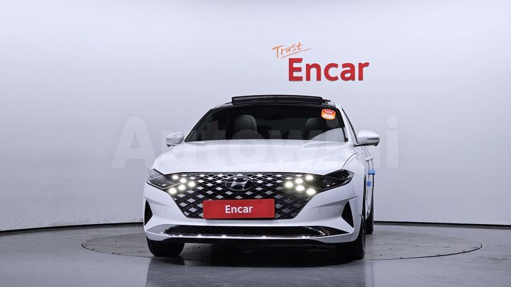 Hyundai Grandeur 2022 — 3