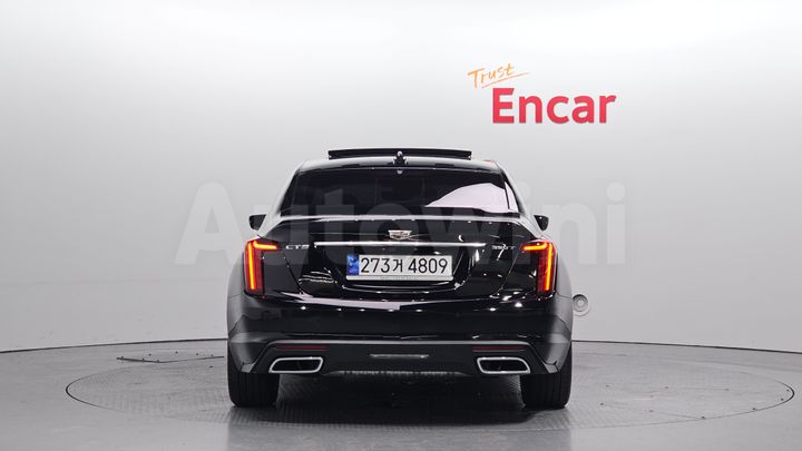 Cadillac CT5 2023 — 4