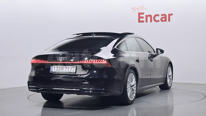 Audi A7 2021 — 2
