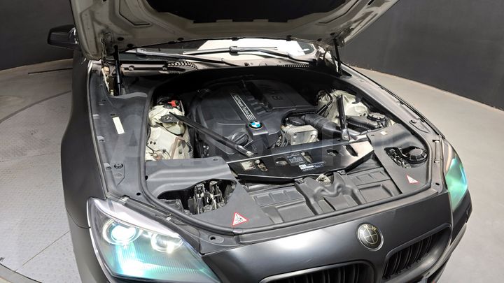 BMW 6 Series 2012 — 5