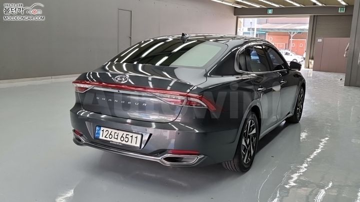 Hyundai Grandeur 2022 — 2