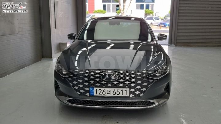 Hyundai Grandeur 2022 — 3