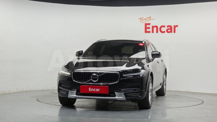 Volvo V90 2017 — 3