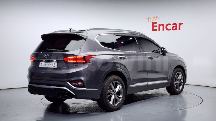 Hyundai SantaFe 2019 — 2