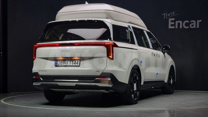 Kia Carnival 2024 — 2