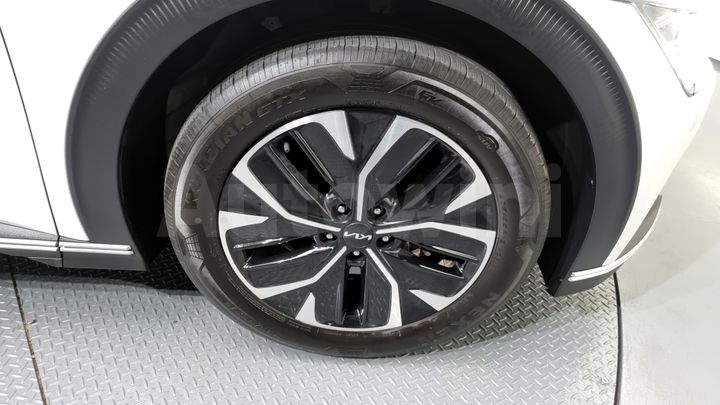 Kia EV6 2022 — 5