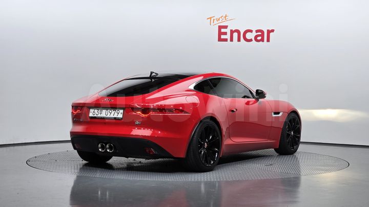 Jaguar F Type