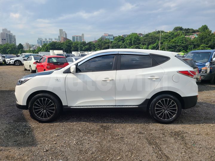 Hyundai Tucson 2015 — 2
