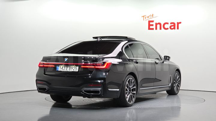 BMW 7 Series 2021 — 2