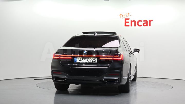 BMW 7 Series 2021 — 4