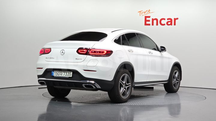 Mercedes Benz GLC Class 2022 — 3