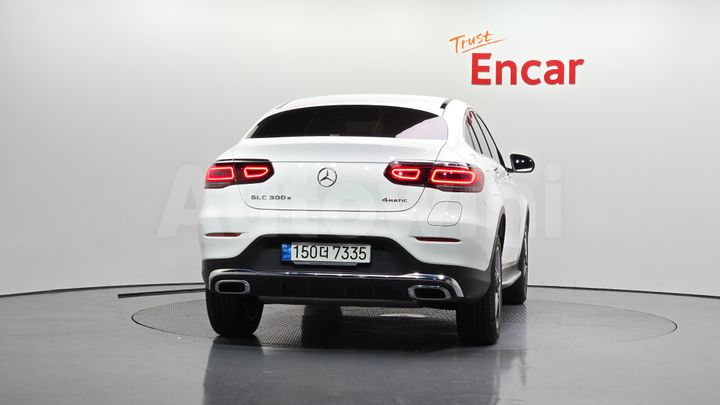 Mercedes Benz GLC Class 2022 — 5