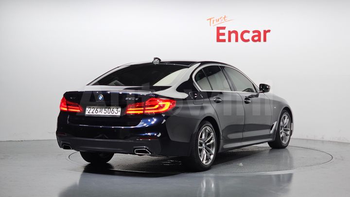 BMW 5 Series 2020 — 2
