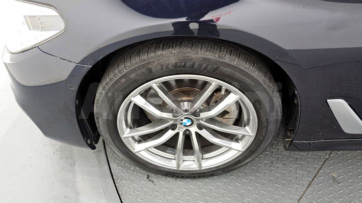 BMW 5 Series 2020 — 5