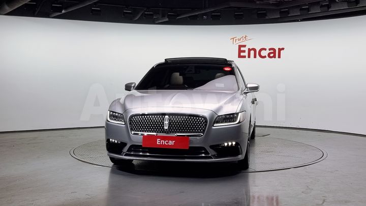 Lincoln Continental 2017 — 3