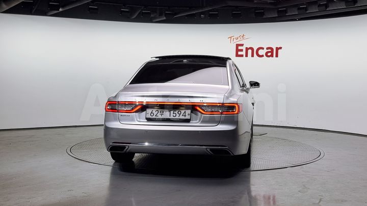 Lincoln Continental 2017 — 4