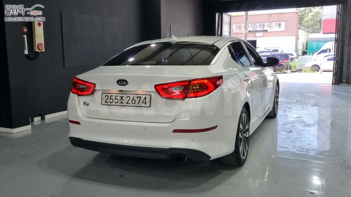 Kia K5 2015 — 2