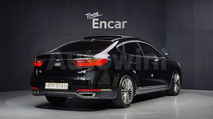 Kia K7 2016 — 2