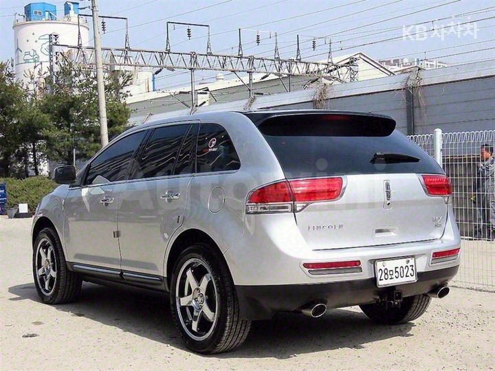 Lincoln MKX 2013 — 3