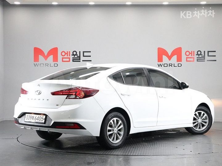 Hyundai Avante 2020 — 3