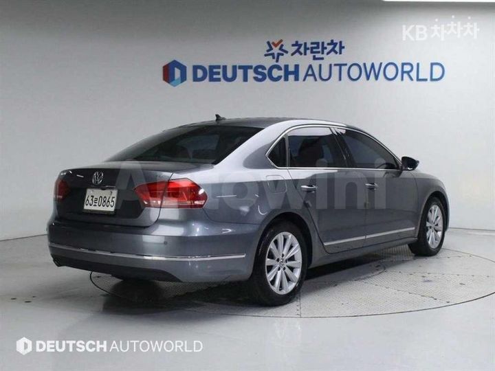 Volkswagen Passat 2015 — 2