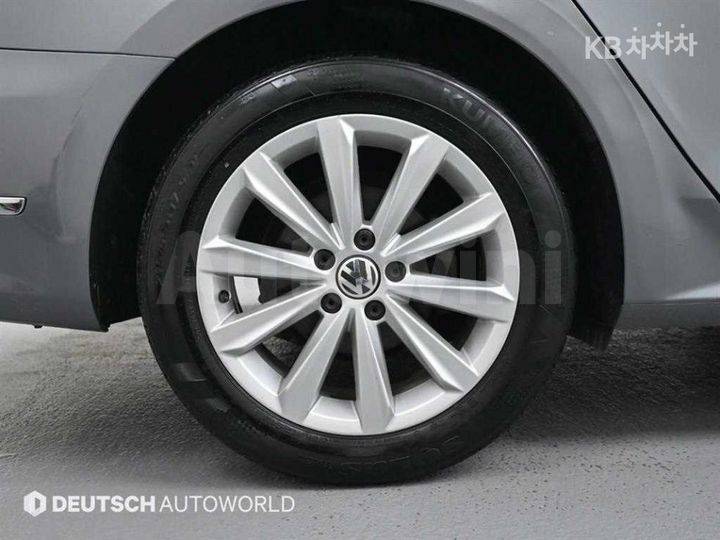 Volkswagen Passat 2015 — 5