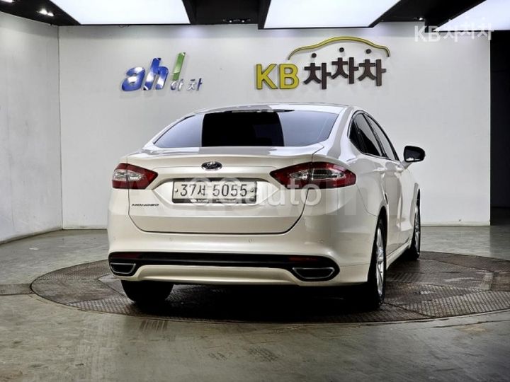 Ford Mondeo 2015 — 3