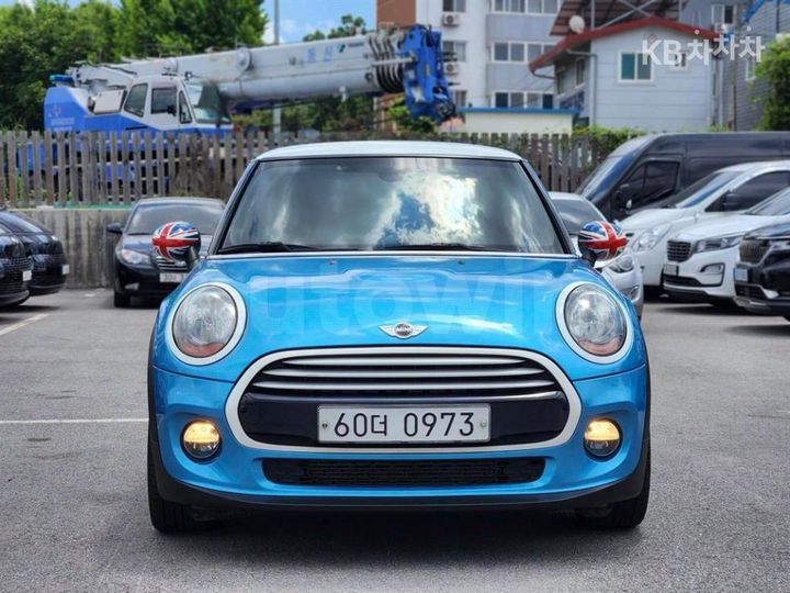 Mini Cooper 2015 — 2