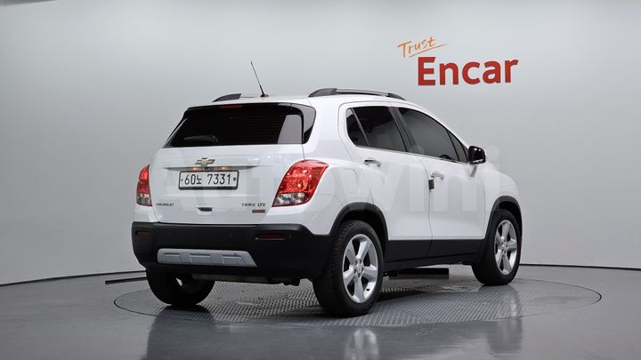 Chevrolet Trax 2015 — 2