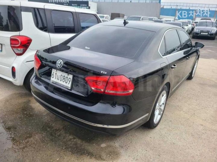 Volkswagen Passat 2015 — 3