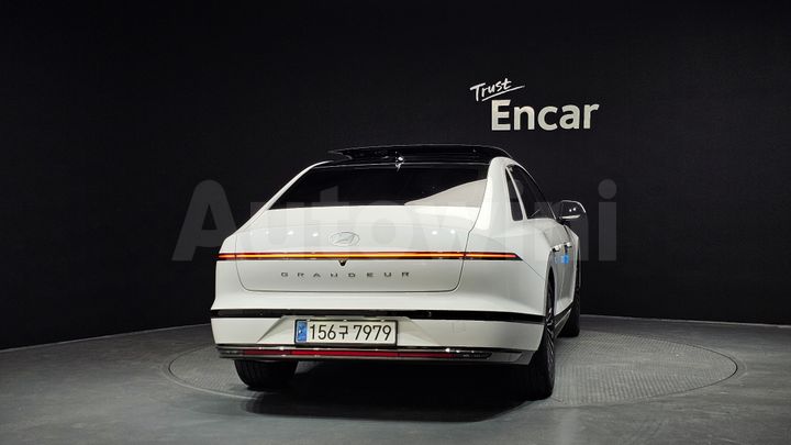 Hyundai Grandeur 2023 — 4