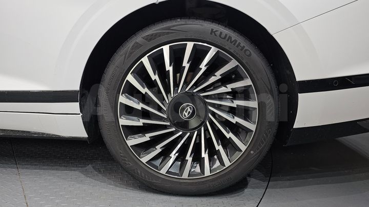 Hyundai Grandeur 2023 — 5