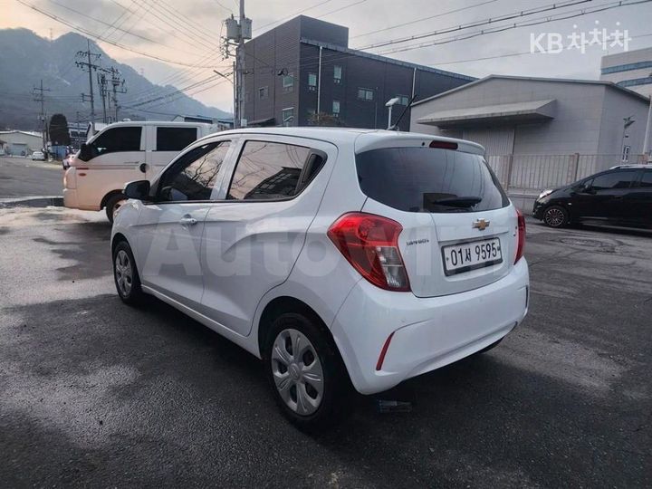 Chevrolet Spark 2018 — 4