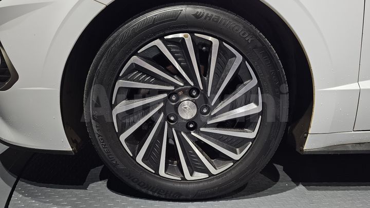 Hyundai Sonata 2023 — 5