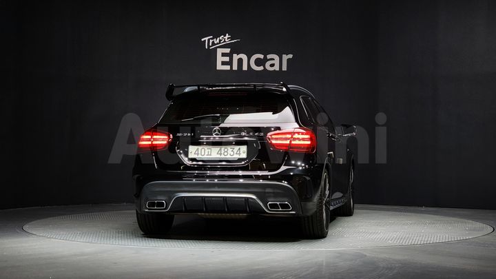 Mercedes Benz GLA Class 2019 — 4