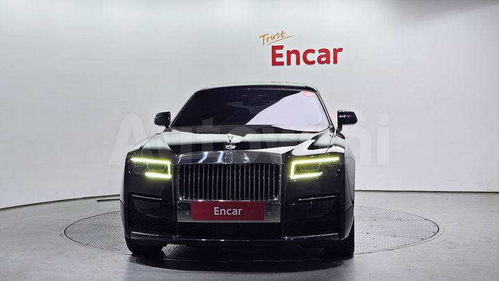 Rolls Royce Ghost 2021 — 3