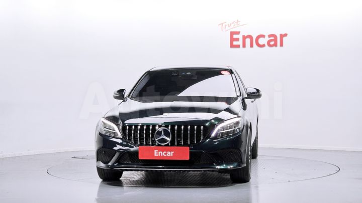 Mercedes-Benz C Class 2019 — 4