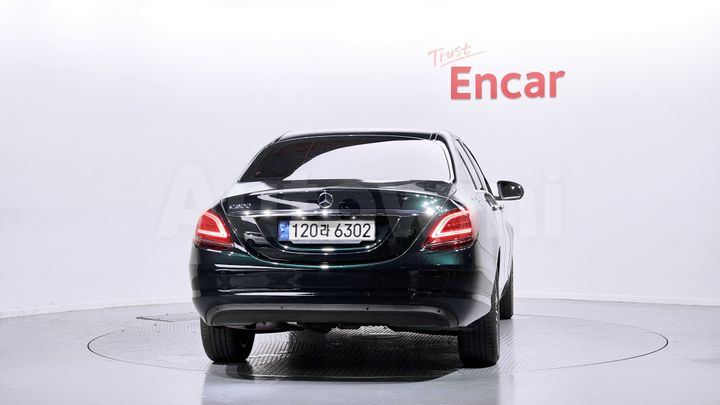 Mercedes-Benz C Class 2019 — 5