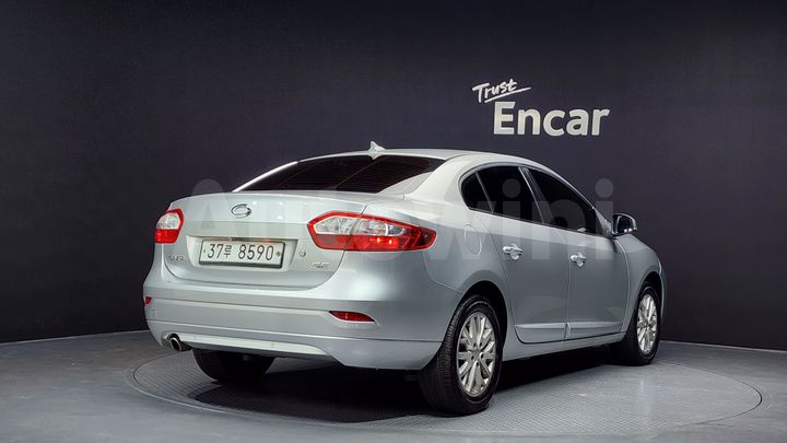 Renault SM3 2013 — 2
