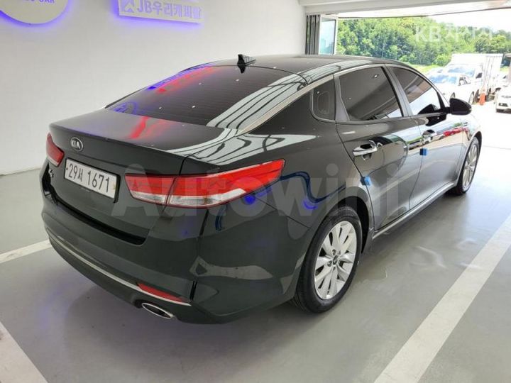 Kia K5 2017 — 4