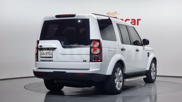 Land Rover Discovery 2016 — 2