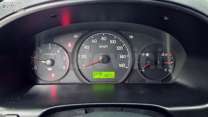Hyundai Starex 2015 — 5