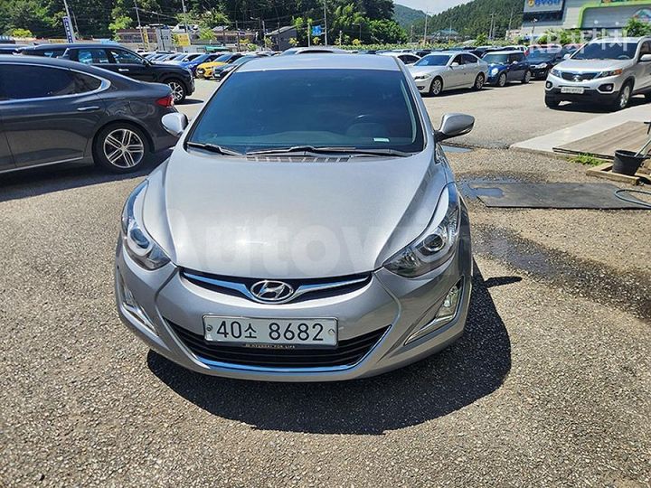 Hyundai Avante 2015 — 2
