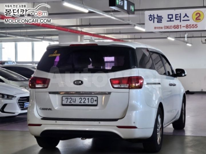 Kia Carnival 2014 — 4